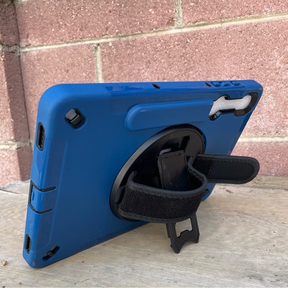 14.6" SAMSUNG GALAXY ULTRA CASE HOLDER & 360 ROTATING HAND STRAP & STAND - Picture 7 of 9